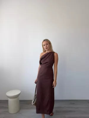 Midi šaty Braun